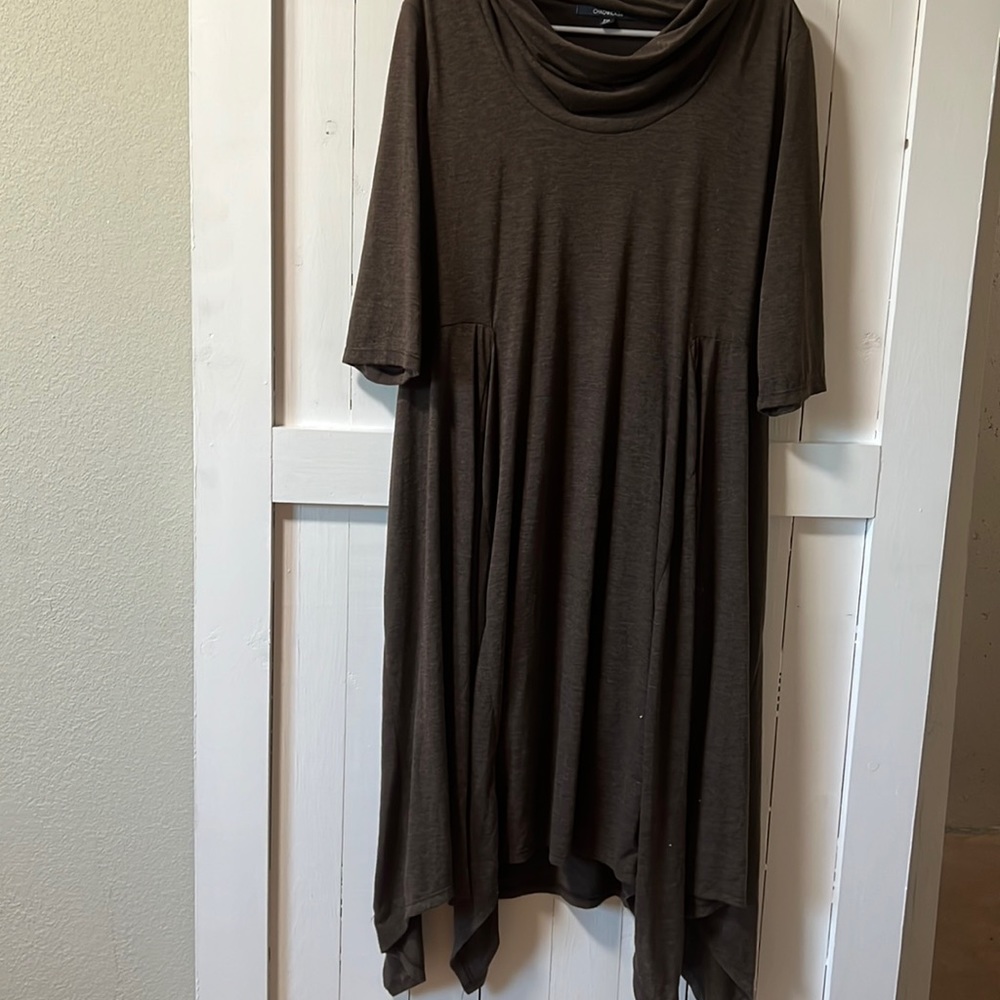 Cute brown dress